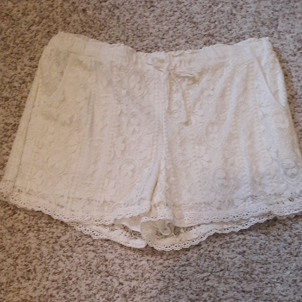 Maurices Ivory Lace Shorts